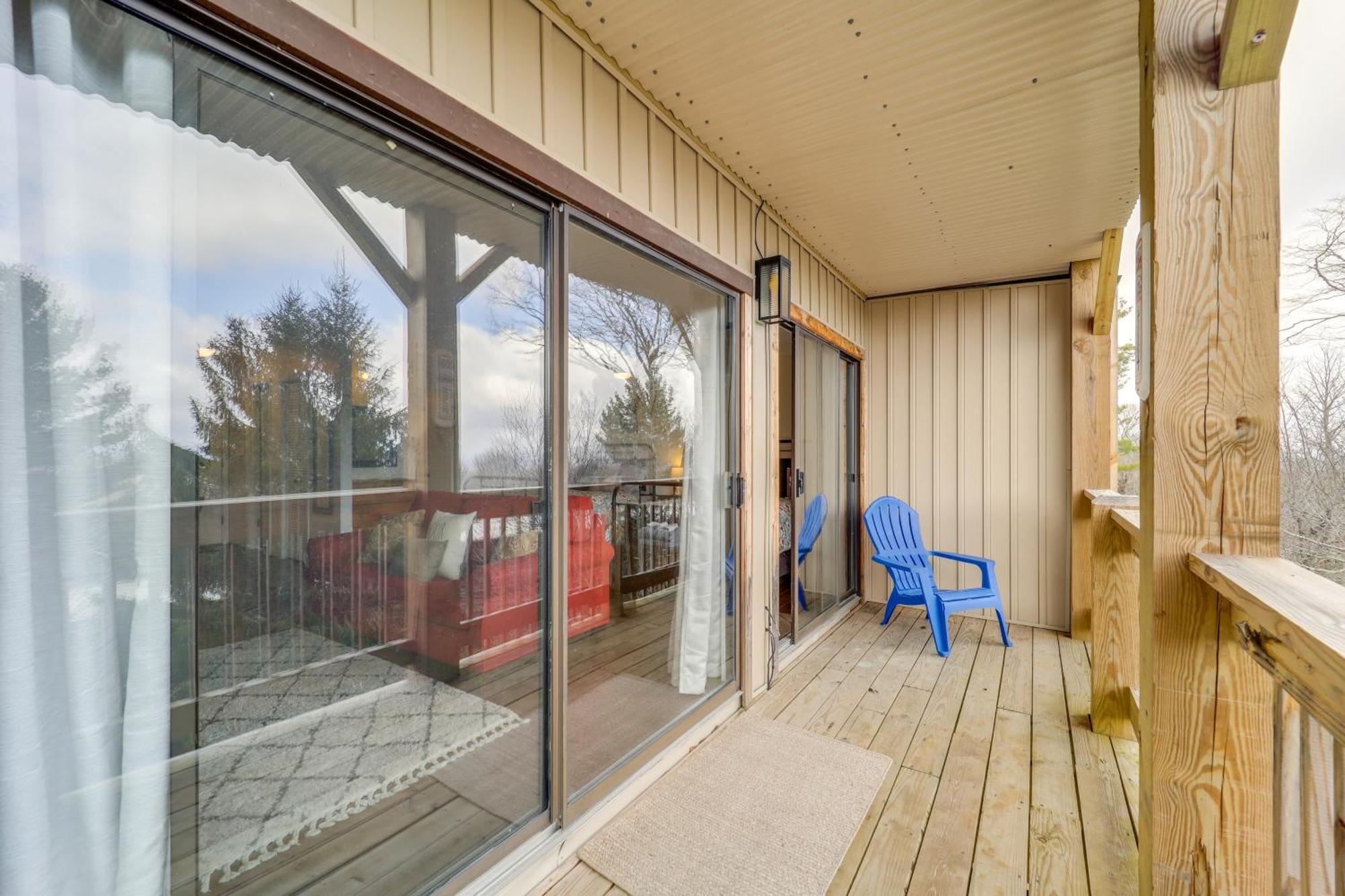 Beech Mountain Studio With Balcony Less Than 1 Mi To Skiing! ภายนอก รูปภาพ